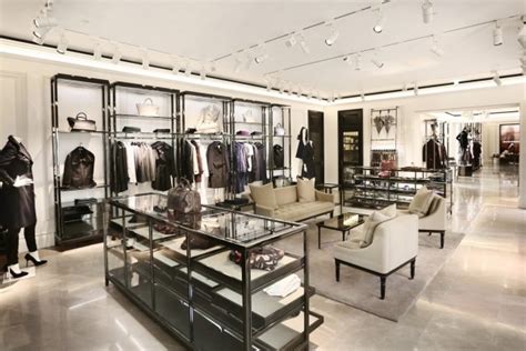 burberry via orobia milano|Burberry opens a new store in Milan .